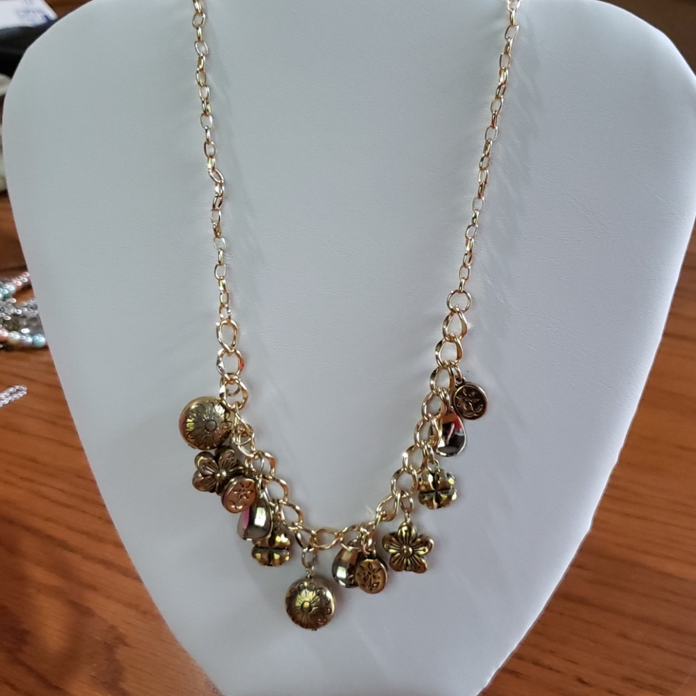 Garden Charm Flower Necklace